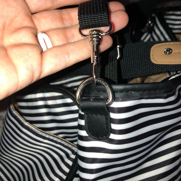 Skiphop diaper tote GRAND CENTRAL blk&wht stripe - Picture 6 of 8